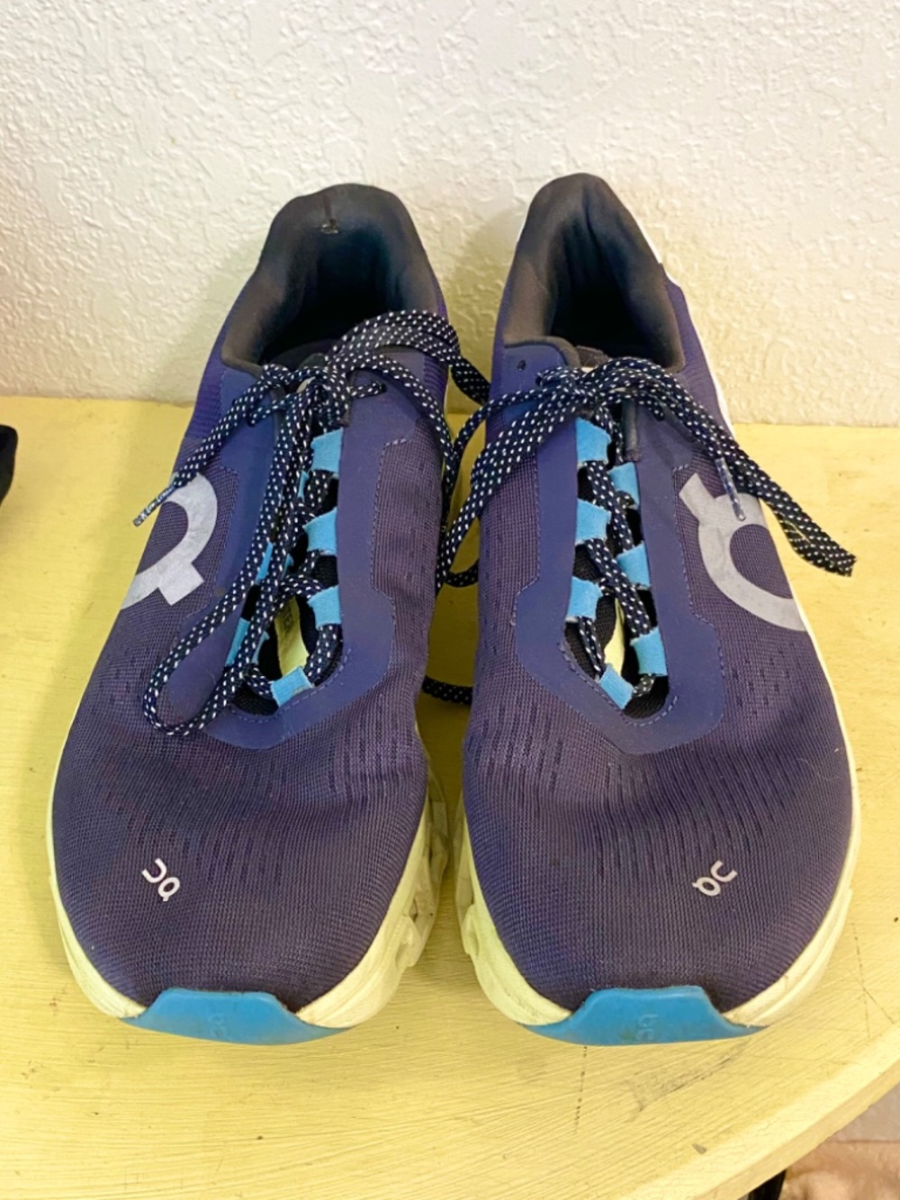 On Size 11  Men’s Blue  Athletic Sneakers - Picture 4 of 8